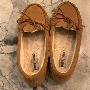 minnetonka moccasins